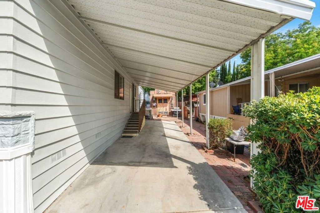 36200 Paradise Ranch Road 8