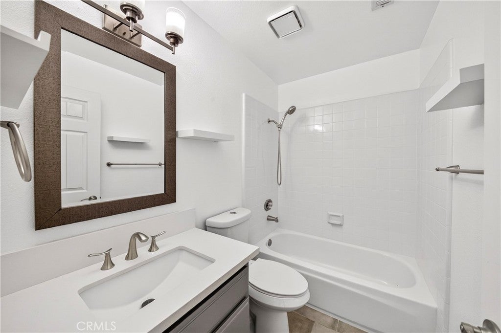 13410 Via Alicante, Tustin CA 92782 - Photo 24
