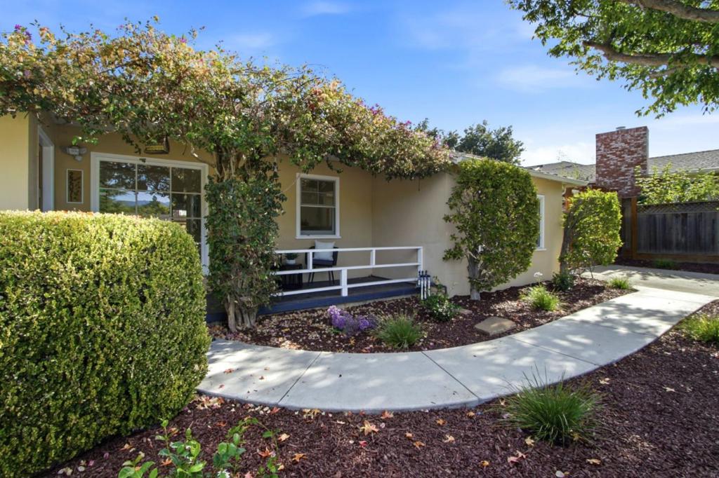 22071 Hibiscus Drive