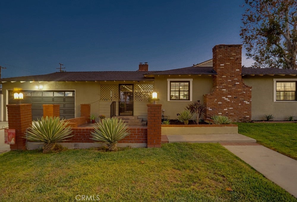 10904 La Mirada Boulevard