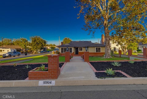 Photo of 10904 La Mirada Boulevard, Whittier, CA 90604 (MLS # PW26201329)