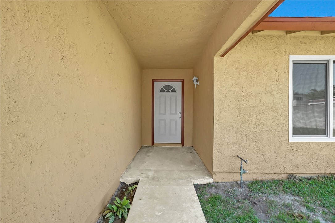 1018 N Millard Avenue