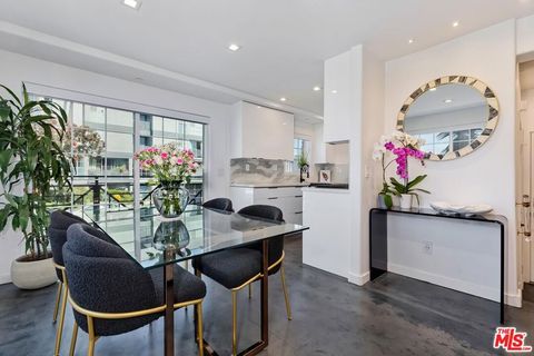 Photo of 1521 S HAYWORTH Avenue #107, Los Angeles, CA 90035 (MLS # 25570055) Photo of 1521 S HAYWORTH Avenue #107, Los Angeles, CA 90035 (MLS # 25570055)
