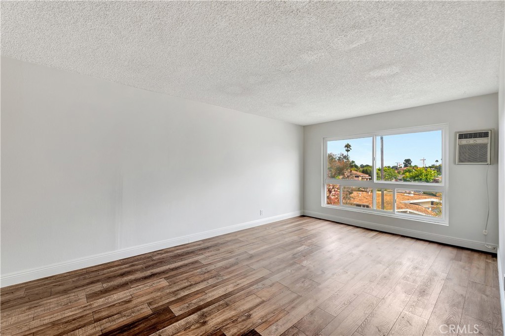 5585 E Pacific Coast HWY 342