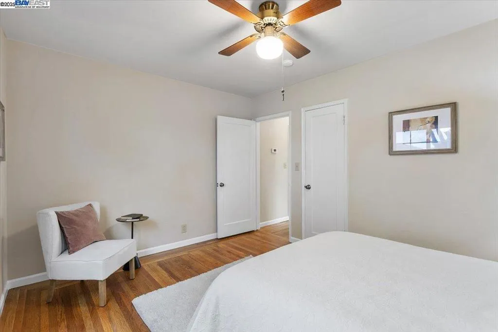 San Leandro, California 94577, United States, 2 Bedrooms Bedrooms, ,1 BathroomBathrooms,Residential,Pending,224693