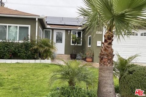 Photo of 8120 Winsford Avenue, Los Angeles, CA 90045 (MLS # 26842041)