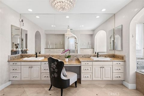 Tiny photo for 17 Lemans, Newport Coast, CA 92657 (MLS # LG25278185)