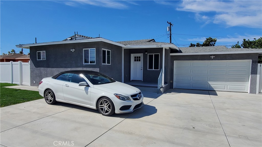 13291 Fairview Street