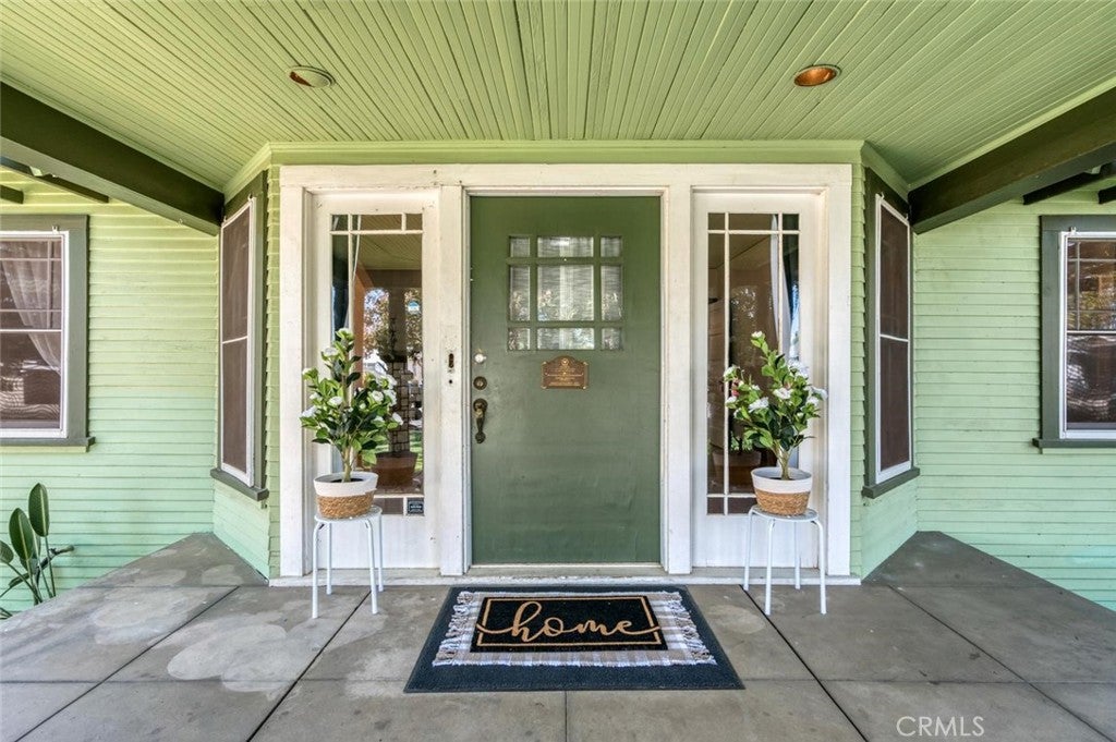1235 N Arthur