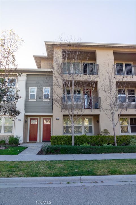 Photo of 402 Garonne Street, Oxnard, CA 93036 (MLS # SR26059768)