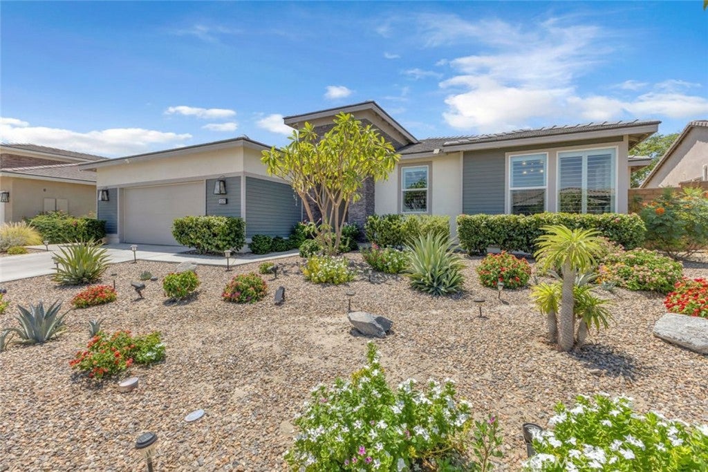 82637 Pedrera Lane