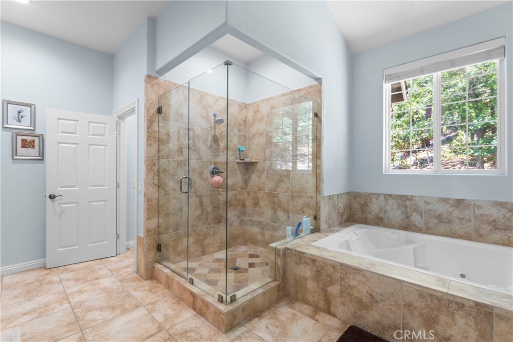 Arrowhead Woods (AWHW) - Residential