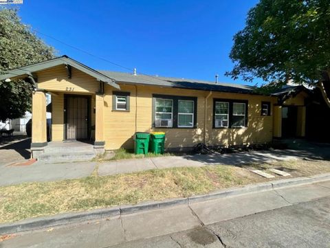 Photo of 231 E 5Th St St, Stockton, CA 95206 (MLS # 41115442)