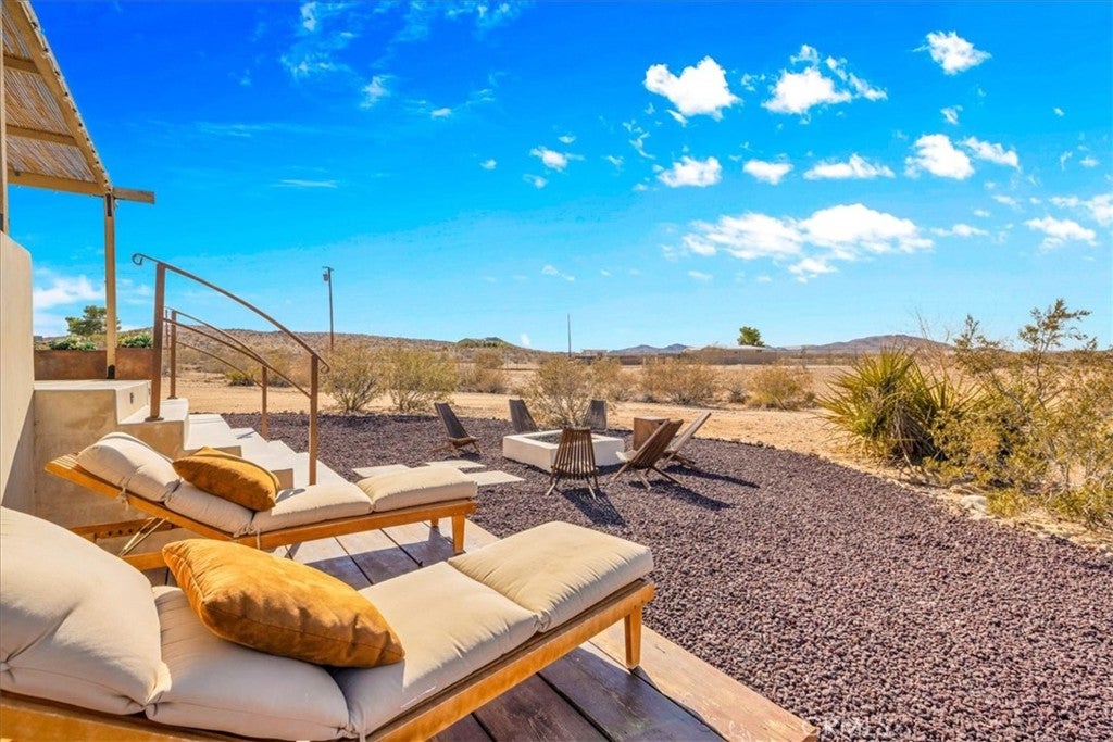 60707 Sonora Road