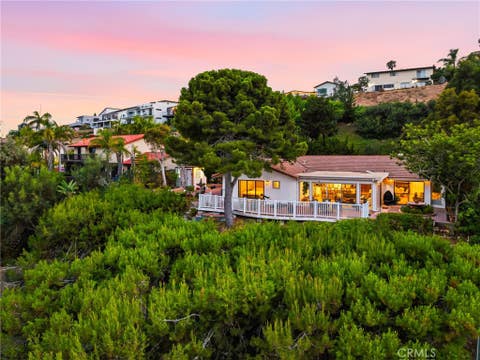 Photo of 5762 Desert View Drive, La Jolla, CA 92037 (MLS # TR26165155)