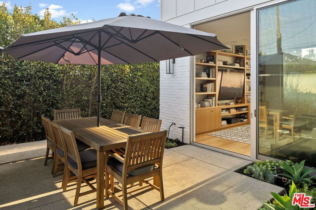 listing image 130727877087214435083