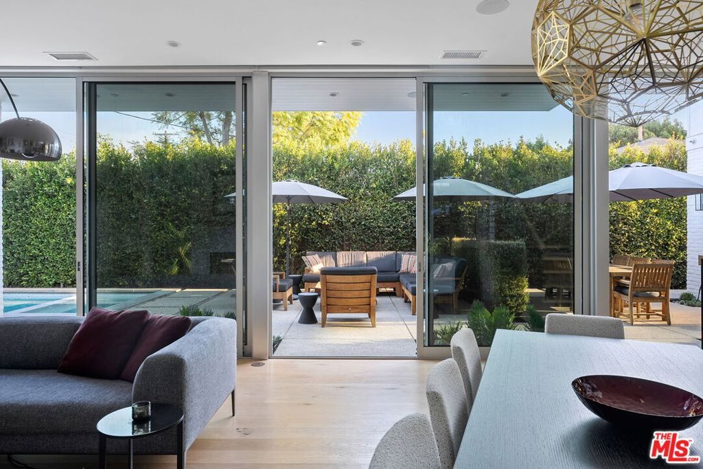 listing image 130722635230047073290