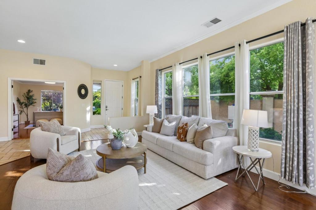 6039 La Spezia Place
