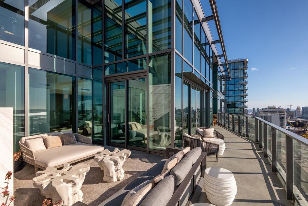 2855 Fifth Avenue 1304