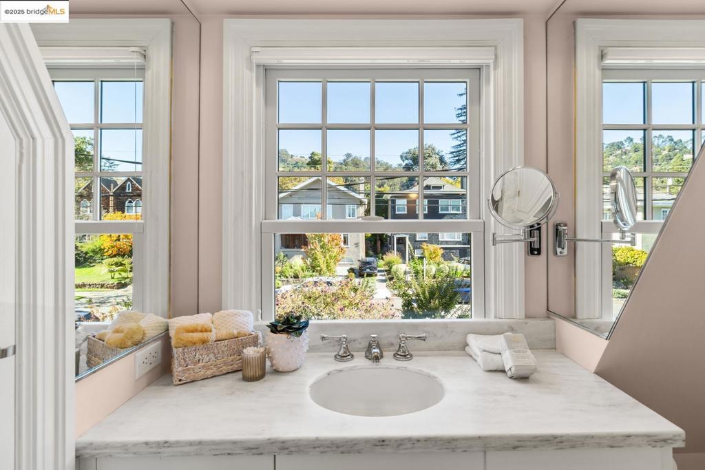 BERKELEY - Residential