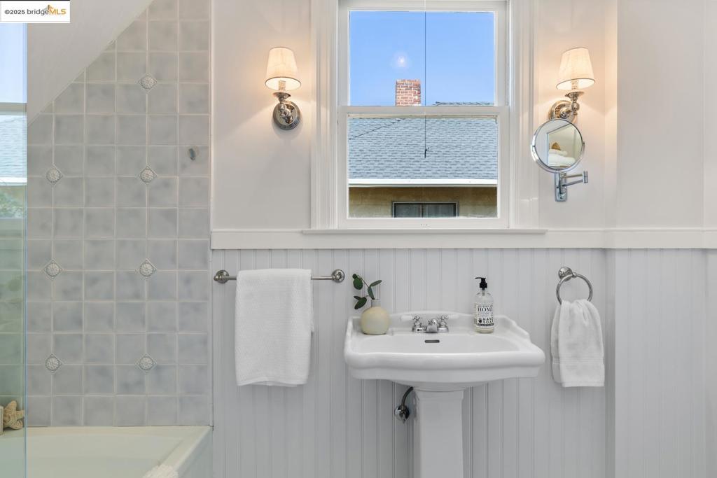 BERKELEY - Residential