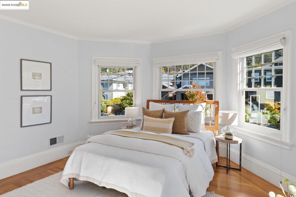 BERKELEY - Residential