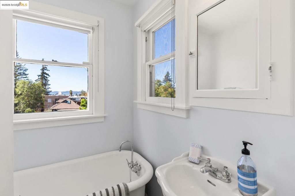 BERKELEY - Residential