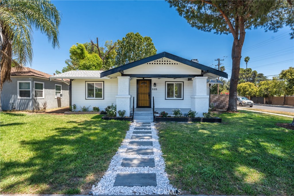 FHA & VA approved!!! Step into this beautifully remodeled gem in the heart of San Bernardino!
This charming home features three spacious bedrooms and two stunning bathrooms, fully renovated inside and out with quality craftsmanship and modern finishes.
Enjoy the open-concept layout where the living room, dining area, and kitchen flow seamlessly together—perfect for everyday living or entertaining. The kitchen is a chef’s dream with ample counter space, two lazy Susans, and stylish cabinetry.
The bathrooms are freshly updated with new flooring, sleek fixtures, and a clean, contemporary design that gives off a spa-like feel.
Outside, you’ll find a detached garage with its own private entrance, offering ADU potential for rental income, guest quarters, or a home office. On the opposite side of the property, there’s ample RV parking, making this home both functional and versatile.
From top to bottom, this home has been thoughtfully redone — it’s truly move-in ready and a must-see!