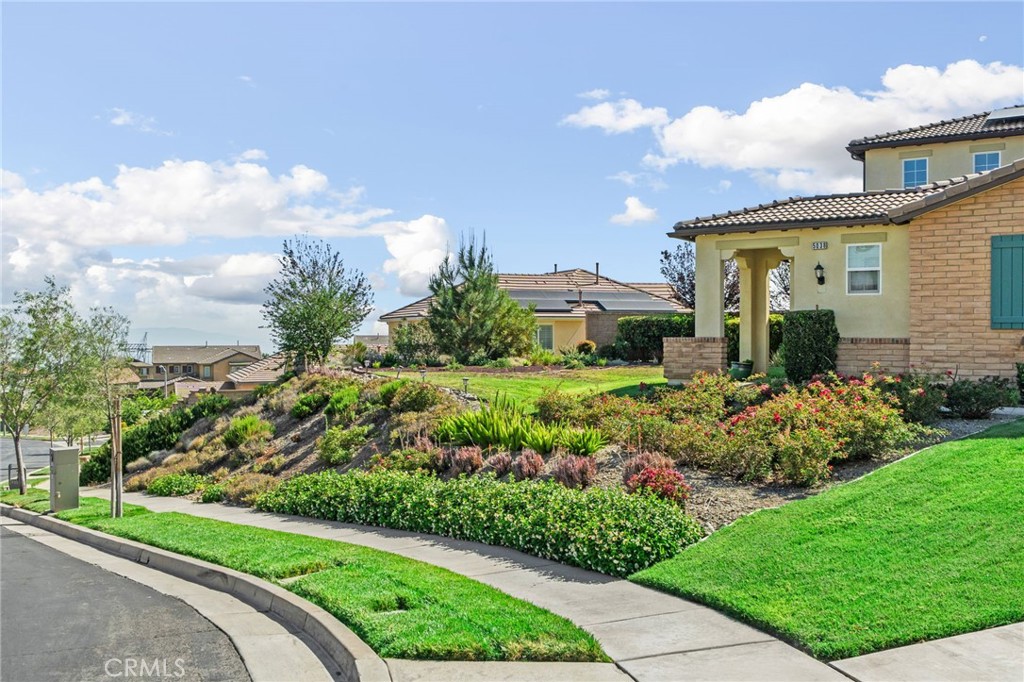 5038 Atlantic Place