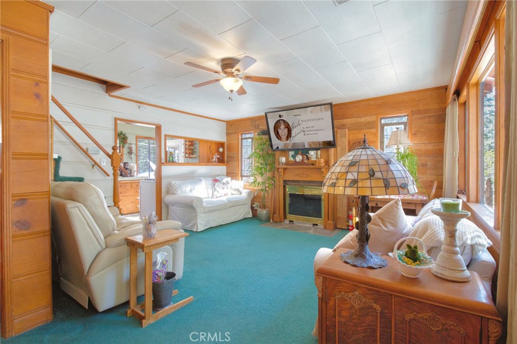 1154 Lark Road