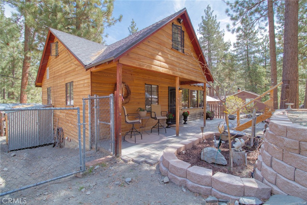 1154 Lark Road