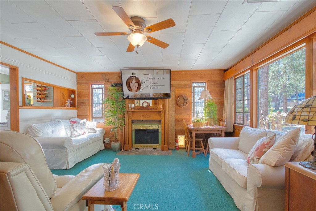 1154 Lark Road