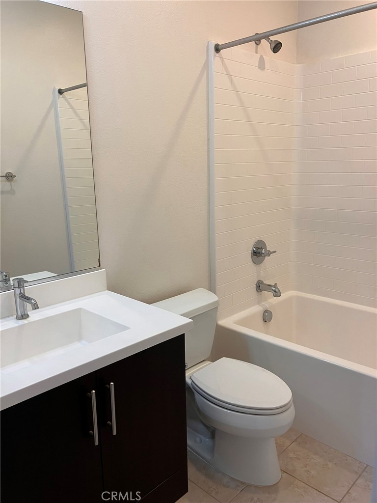 BROOKLAND (BKBRK) - Residential Lease