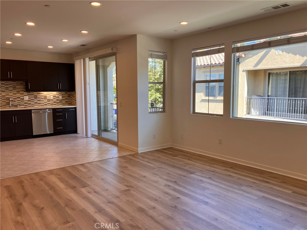 BROOKLAND (BKBRK) - Residential Lease