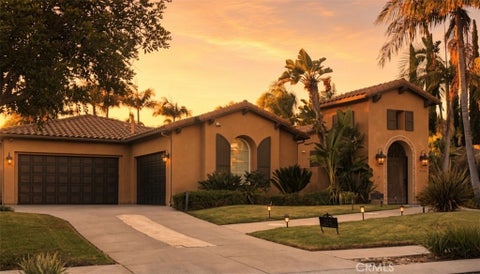 Photo of 17121 Castello CIR, San Diego, CA 92127 (MLS # IV26223373)