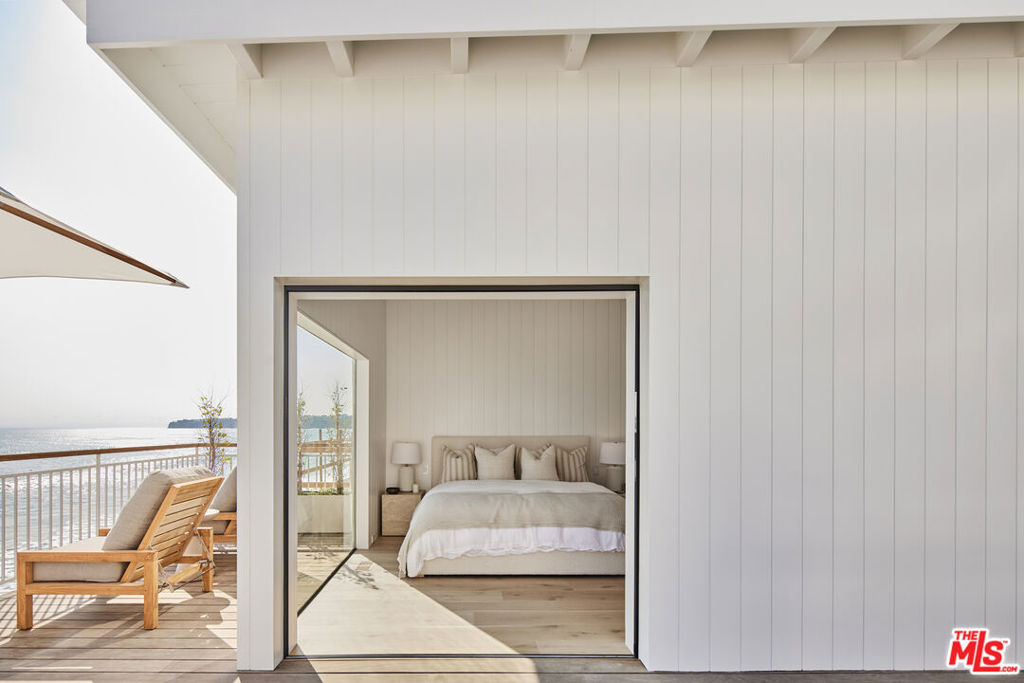 27356 Escondido Beach Road Highway