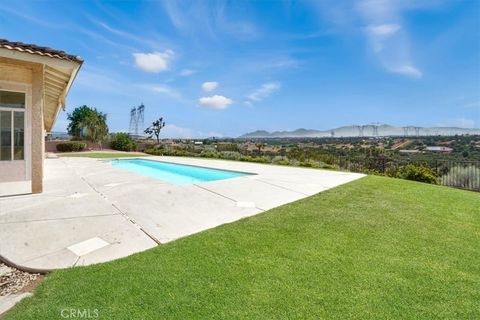 6940 Oak Vista Lane Oak Hills CA 92344