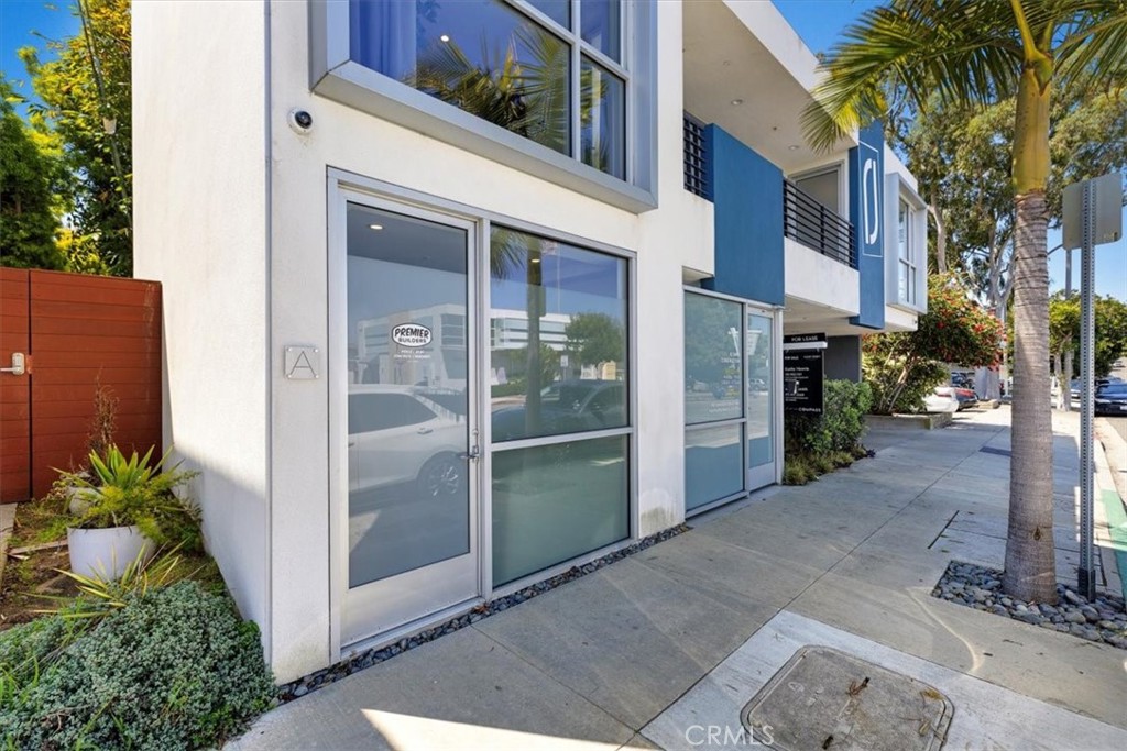 930 Manhattan Beach Boulevard C