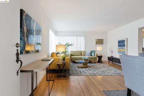 Photo of 1825 Highland Pl PL #1825, Berkeley, CA 94709 (MLS # 41133993)