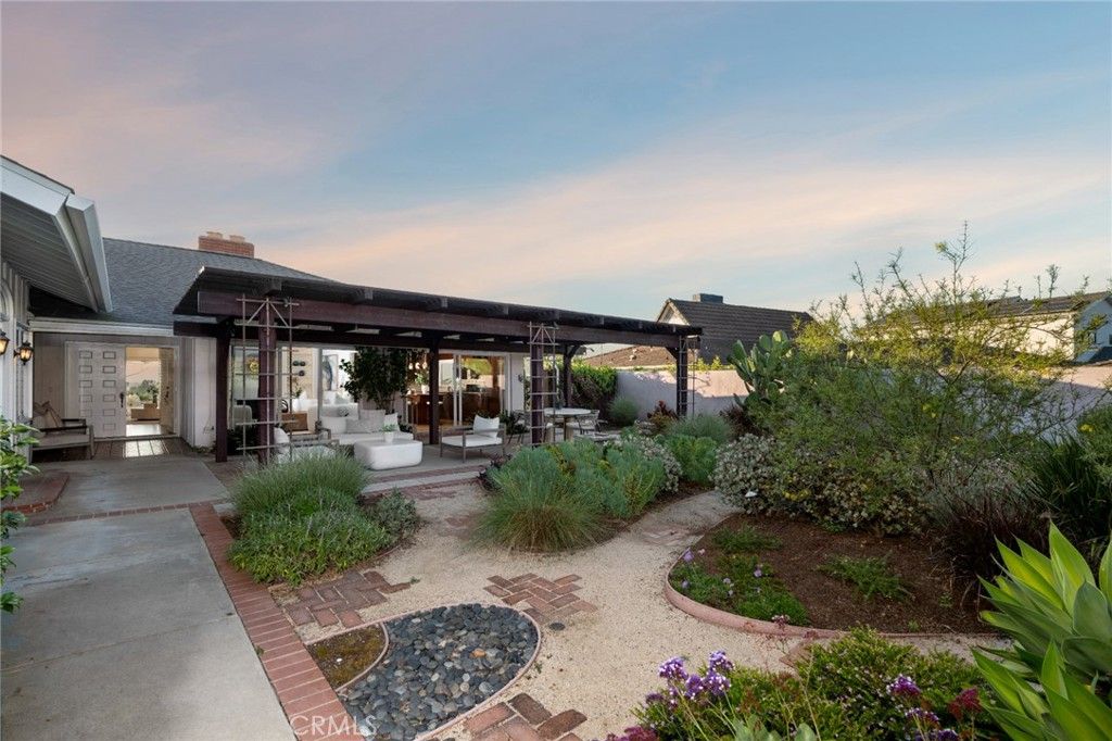 Photo of 2421 Blackthorn Street, Newport Beach, CA 92660 (MLS # NP26053163)