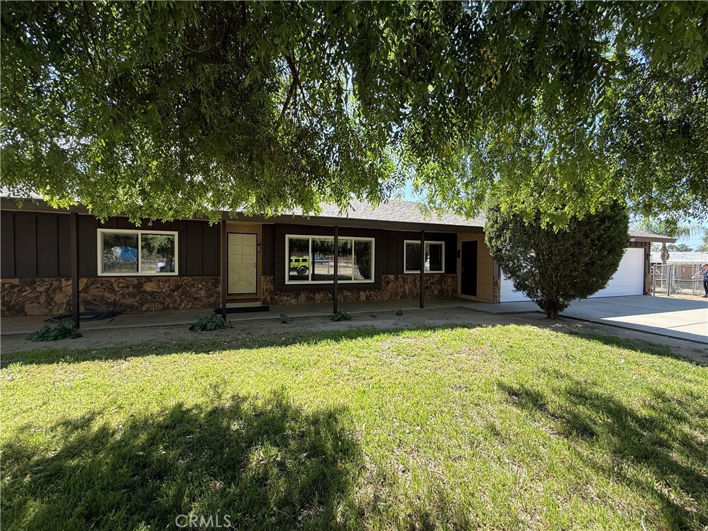 29041 Calle De Caballos