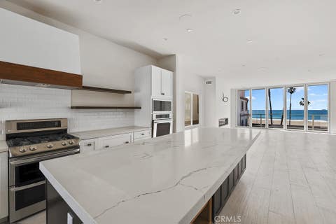 Photo of 1116 PCH #201, Huntington Beach, CA 92648 (MLS # OC26183952)