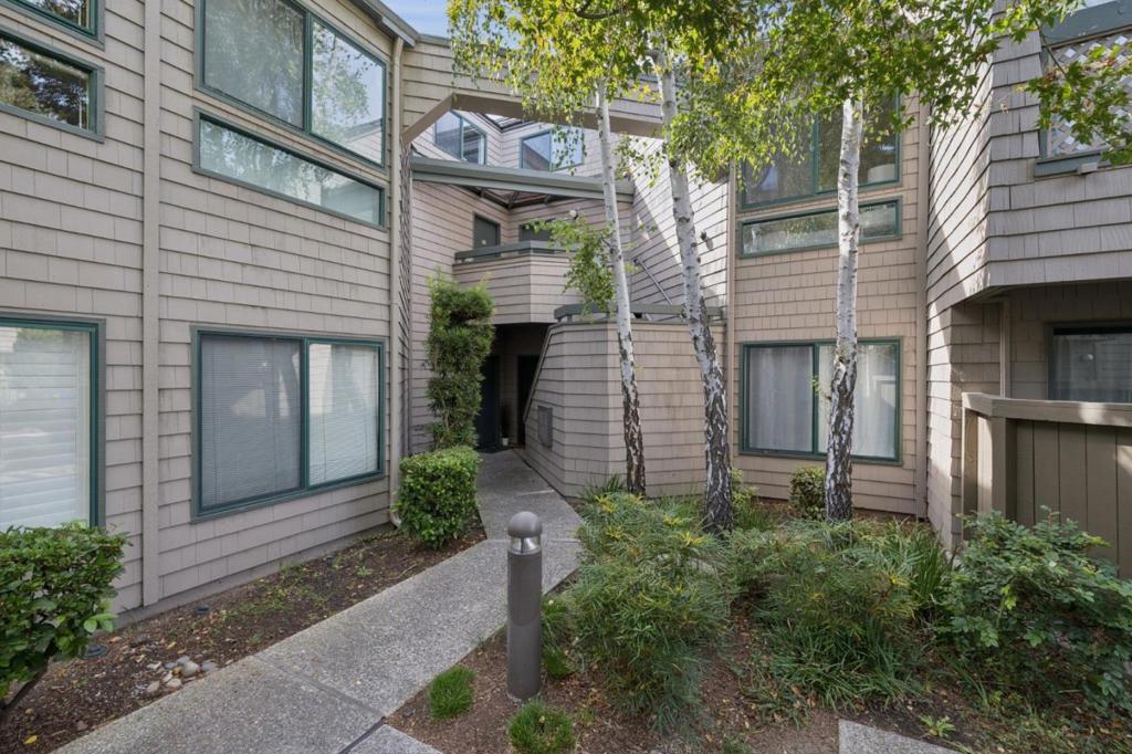 20 Cove Lane