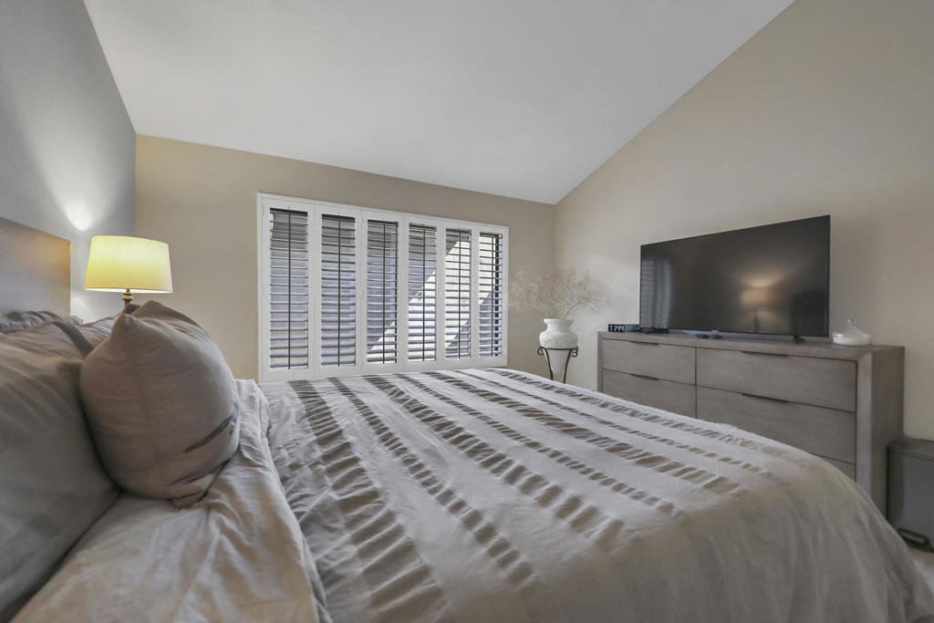 The Lakes Country Cl - Residential