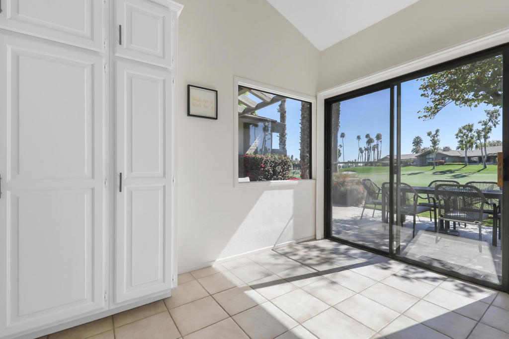 The Lakes Country Cl - Residential