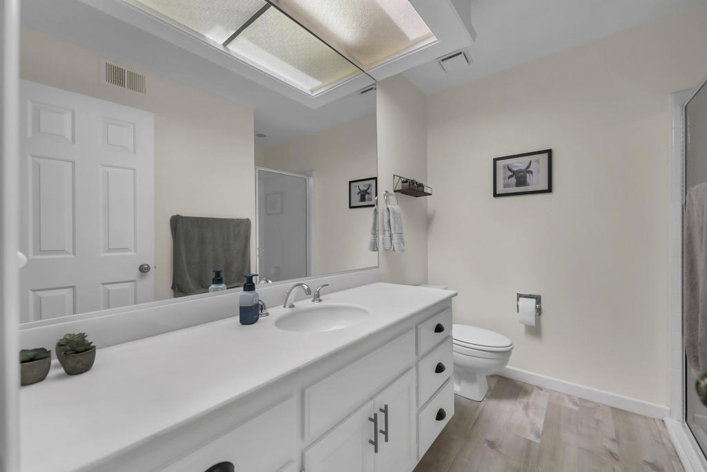 The Lakes Country Cl - Residential