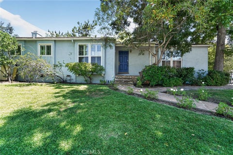 Photo of 2201 E Glenoaks BLVD, Glendale, CA 91206 (MLS # PW26180715)