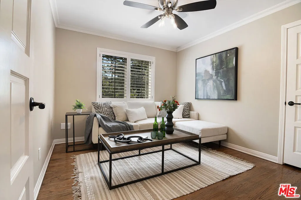 Sherman Oaks, California 91403, United States, 6 Bedrooms Bedrooms, ,6 BathroomsBathrooms,Residential,Active,217155