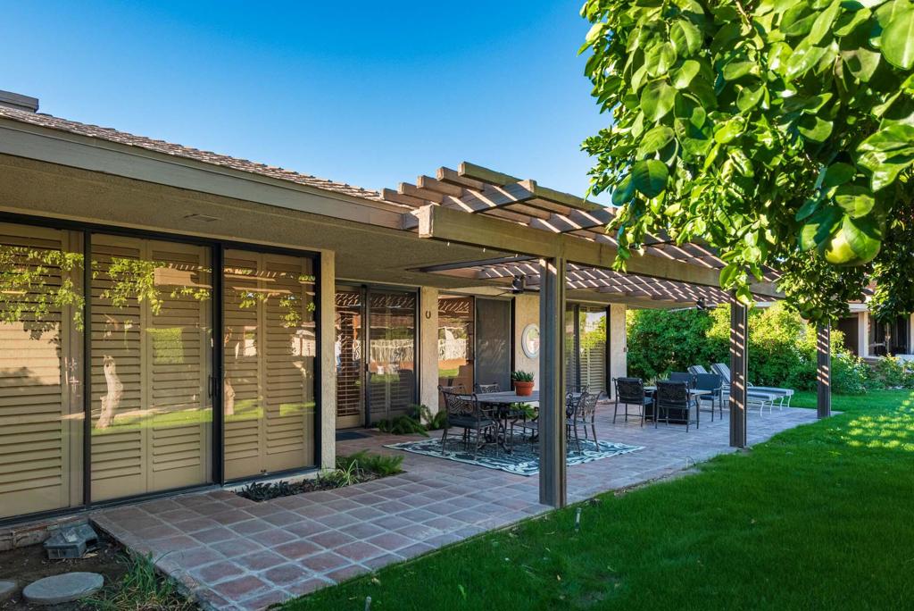 The Springs C.C. - Residential Lease