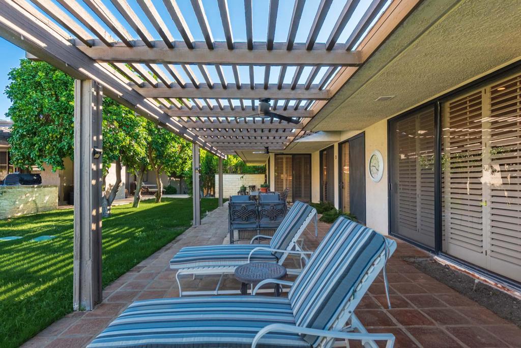 The Springs C.C. - Residential Lease